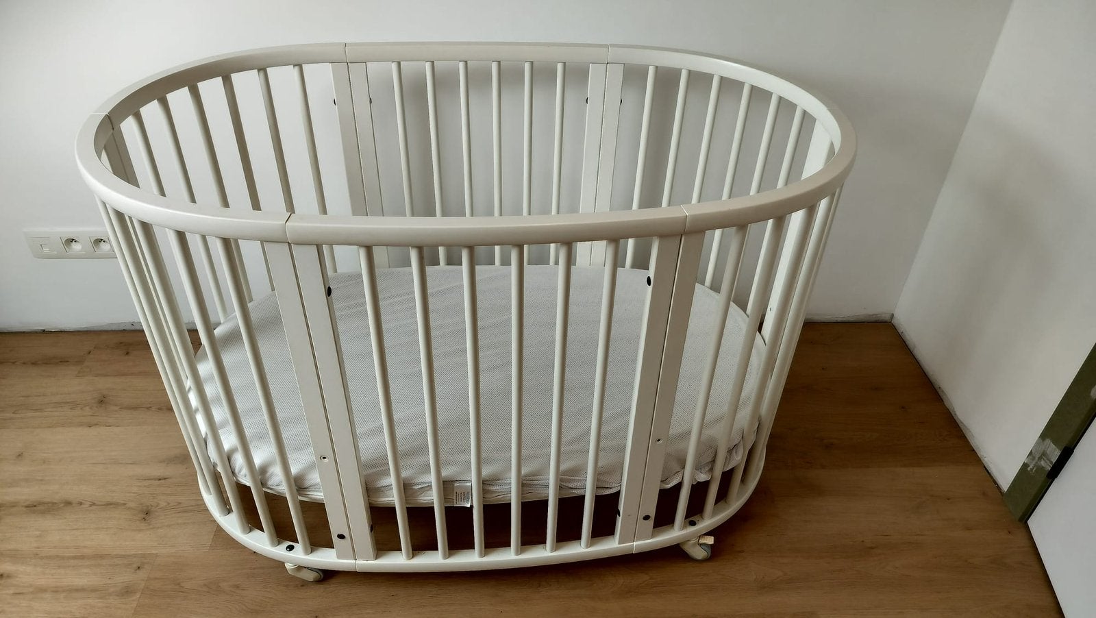 Stokke Sleepi babybed - wit, Ophalen, Zo goed als nieuw