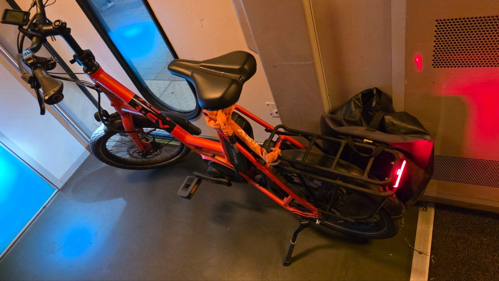 Een mooie, comfortabele en krachtige fiets i:sy, Fietsen en Brommers, Ophalen, Minder dan 10 versnellingen, Zo goed als nieuw