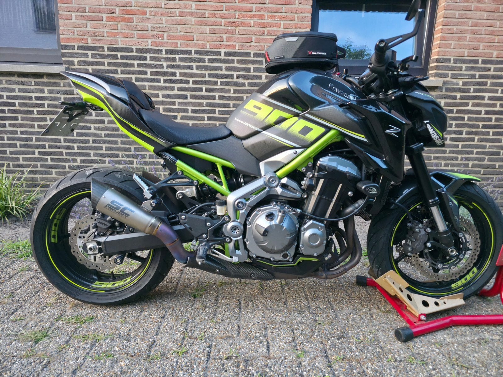 Kawasaki Z900 - Performance - 35Kw/A2 mogelijk - Topconditie, Sportuitlaat, 900 cc, Particulier, Meer dan 35 kW