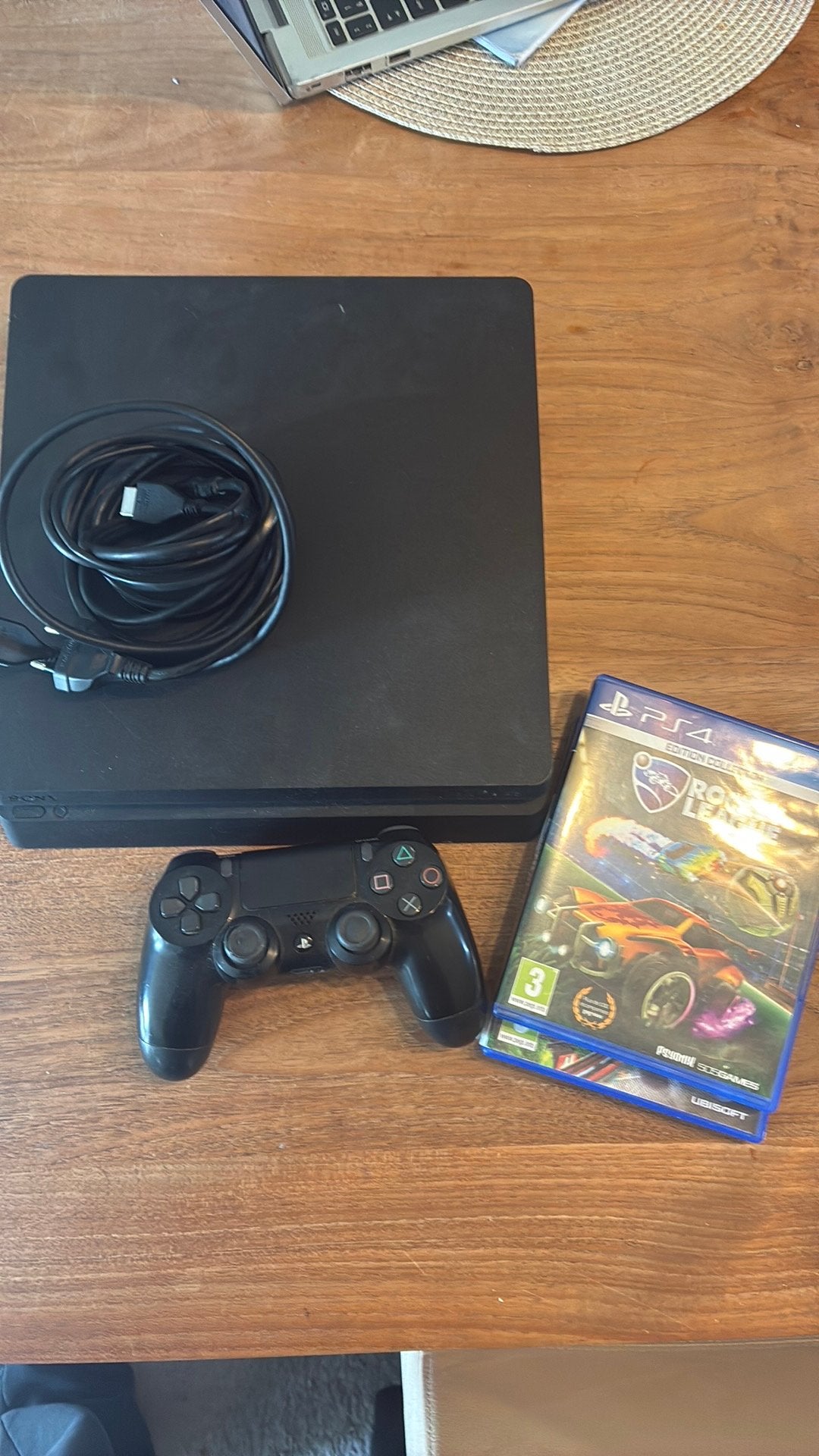 Zwarte ps4, Games en Spelcomputers, Spelcomputers | Sony PlayStation 4, Ophalen of Verzenden, Met 1 controller, Original, 500 GB