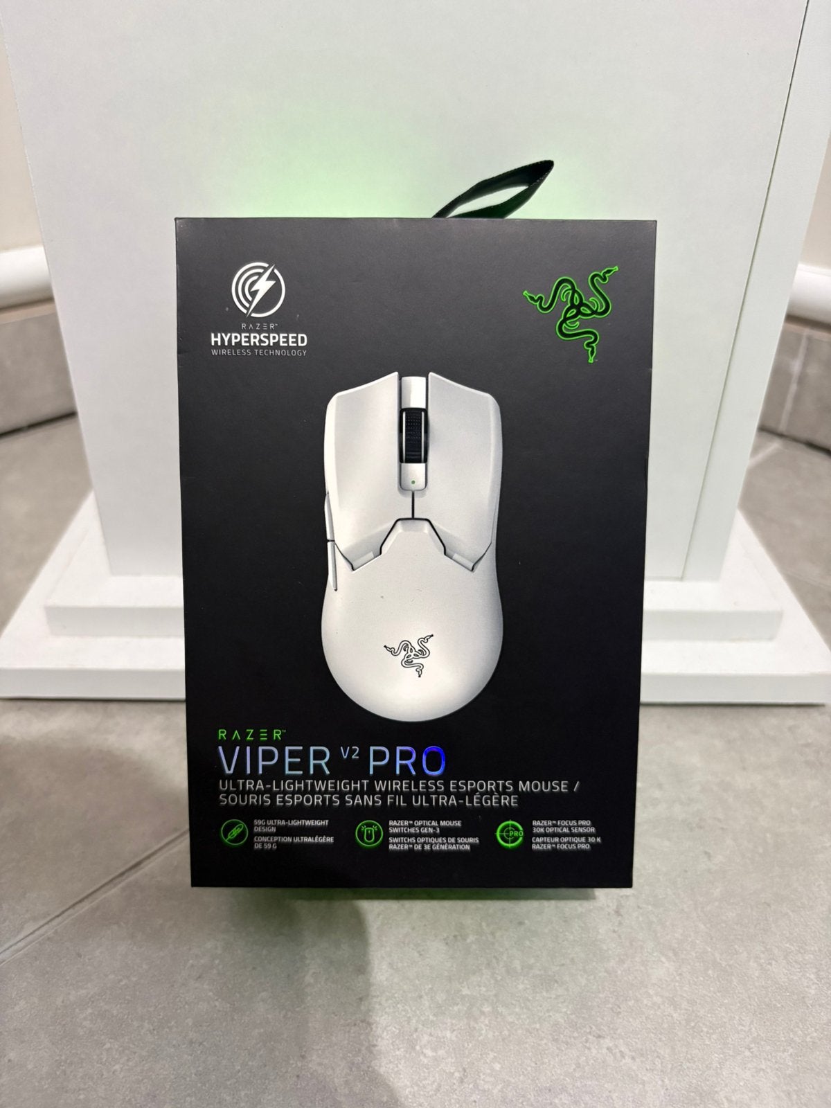 Razer Viper V2 Pro blanc, Souris, Enlèvement ou Envoi, Comme neuf, Droitier
