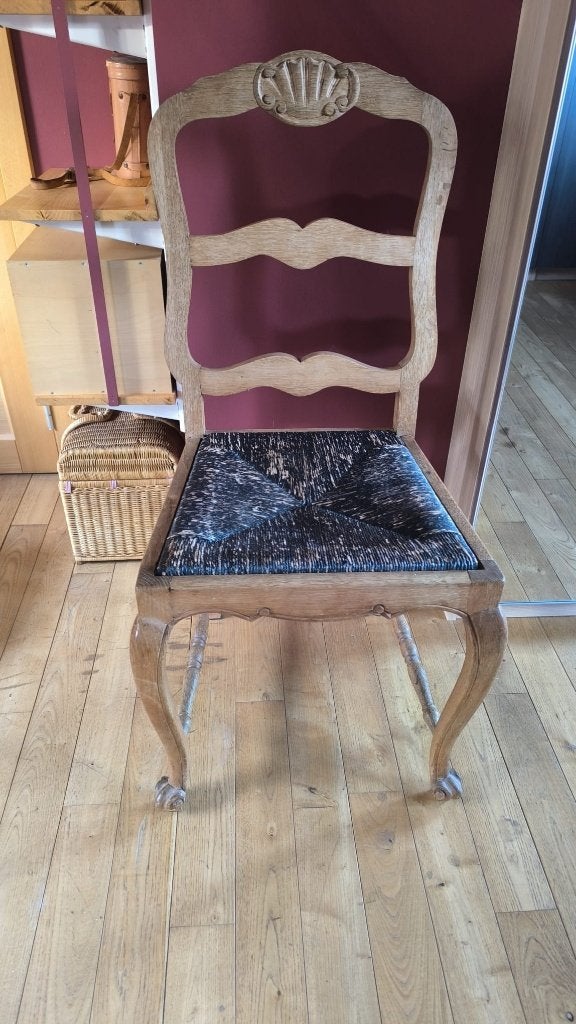 eiken stoelen, Enlèvement