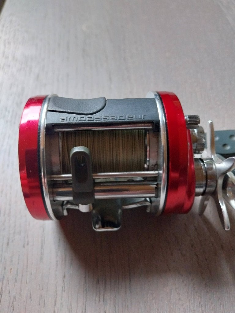 Abu Garcia reel molen (baitcaster reel ), Ophalen of Verzenden, Gebruikt, Molen