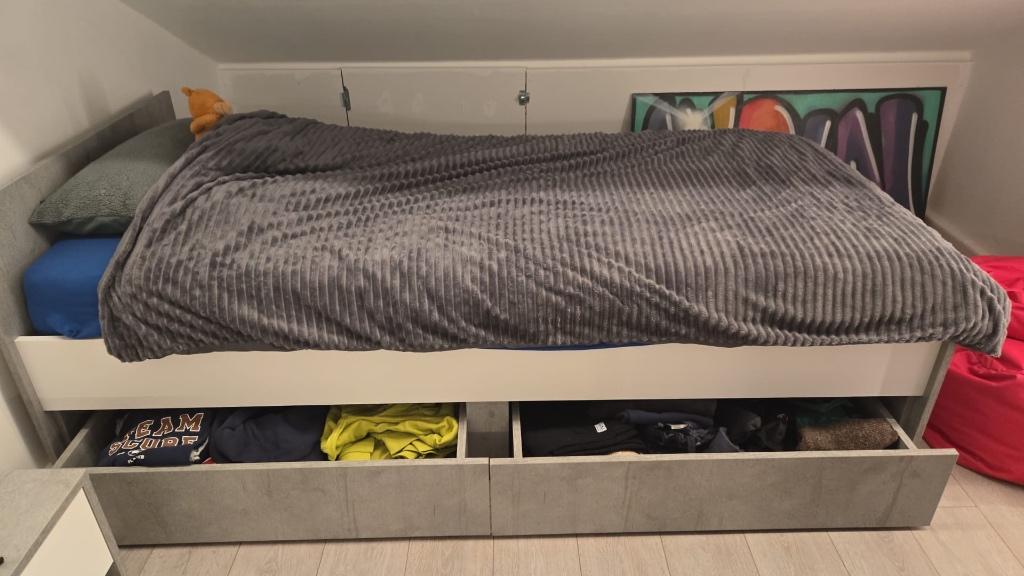 Bed met lades, Huis en Inrichting, Slaapkamer | Bedden, Ophalen, 90 cm, Eenpersoons, Zo goed als nieuw
