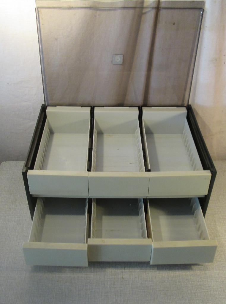 Boîte de rangement Prima Retro pour 72 cassettes, Enlèvement ou Envoi, Comme neuf, 26 cassettes audio ou plus, Accessoires