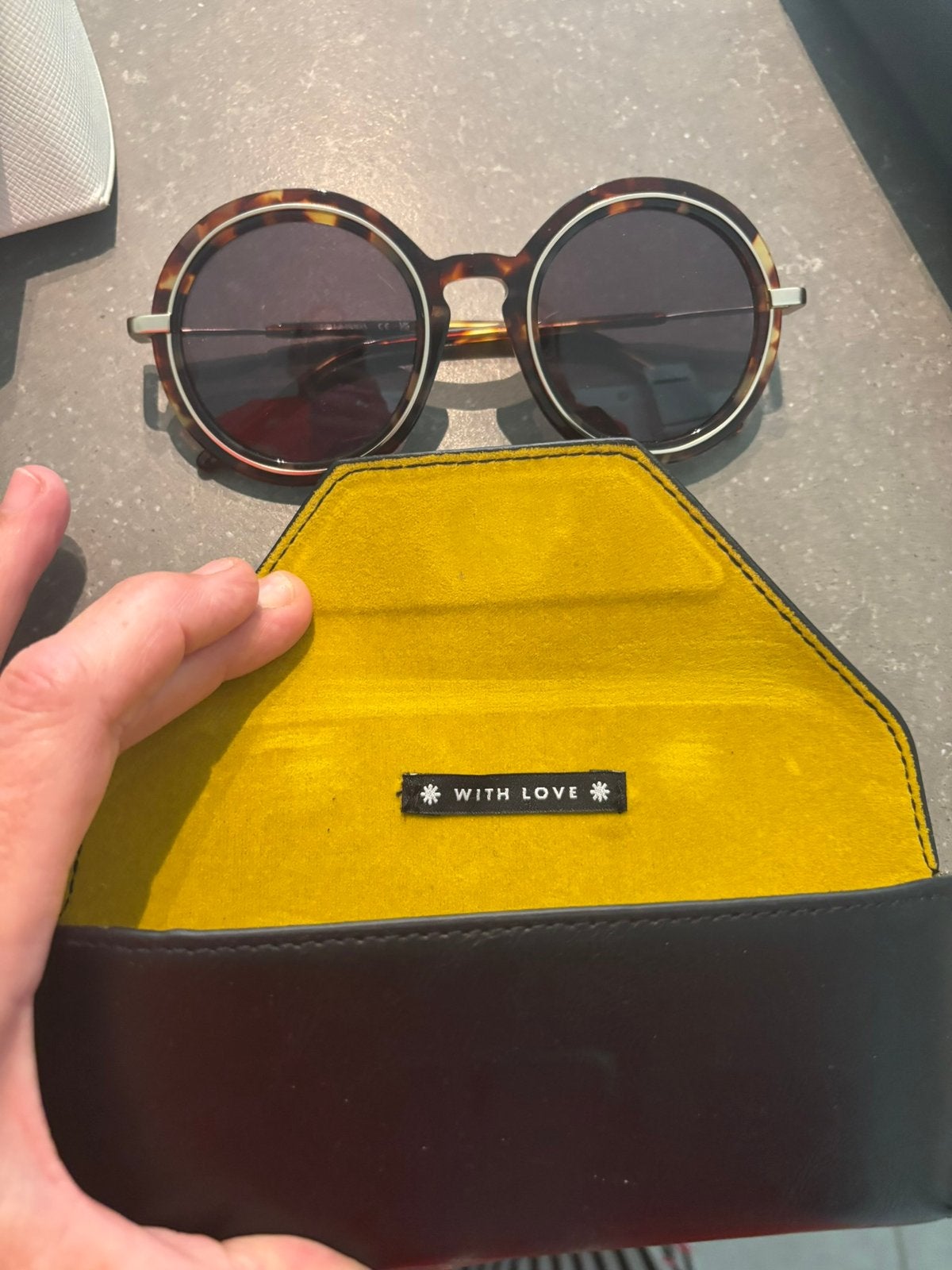 Superbes lunettes de soleil originales en scotch & soda, Bijoux, Sacs & Beauté, Lunettes de Soleil & Lunettes | Femmes, Enlèvement ou Envoi