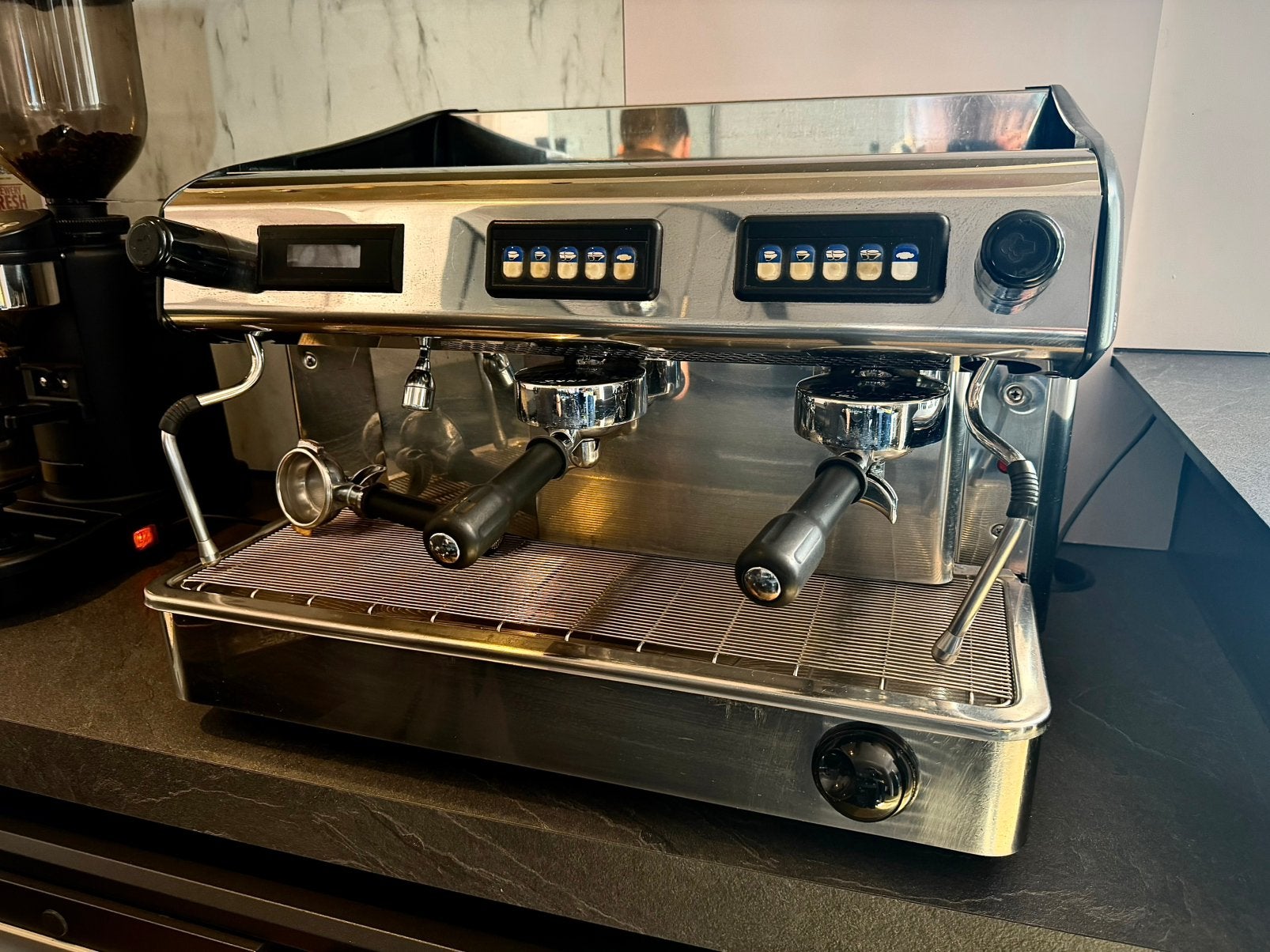 Koffieapparaat koffie machine horeca, Ophalen
