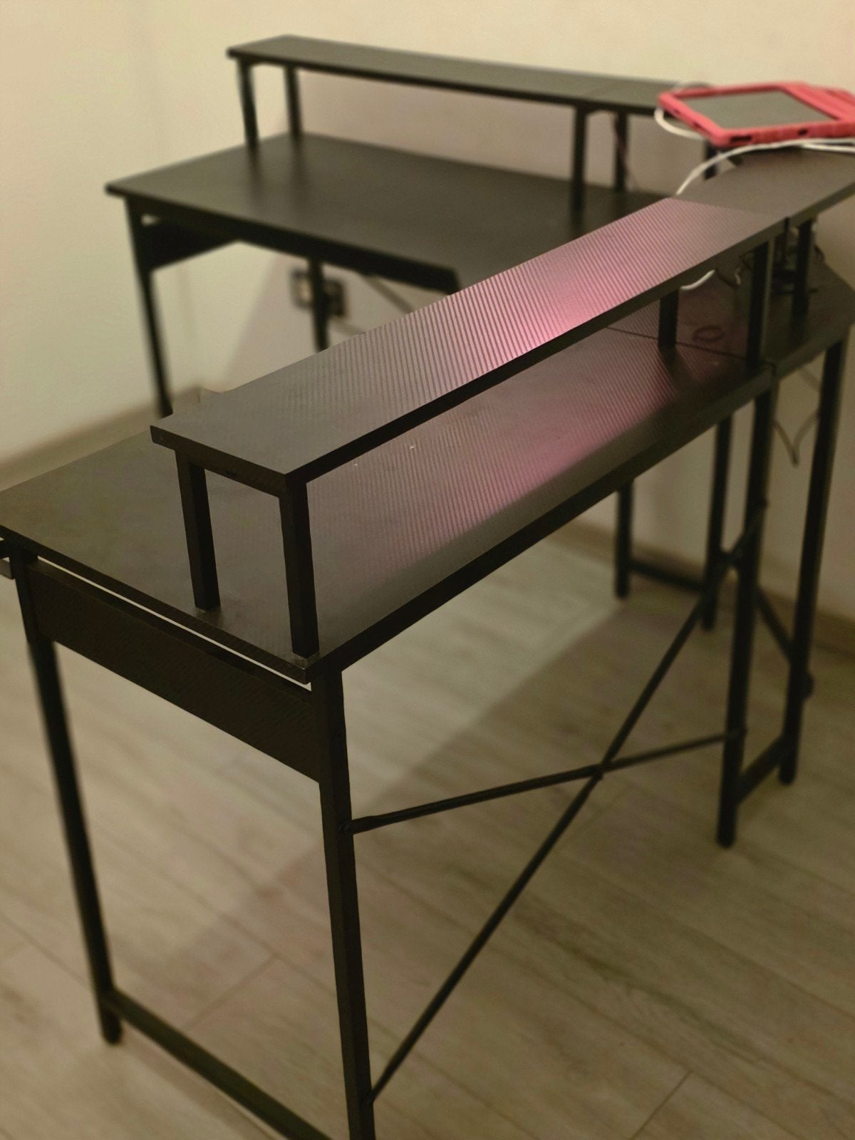 Gametafel L -vorm ,hoek. 50 EURO, Huis en Inrichting, Ophalen, Zo goed als nieuw, Overige vormen