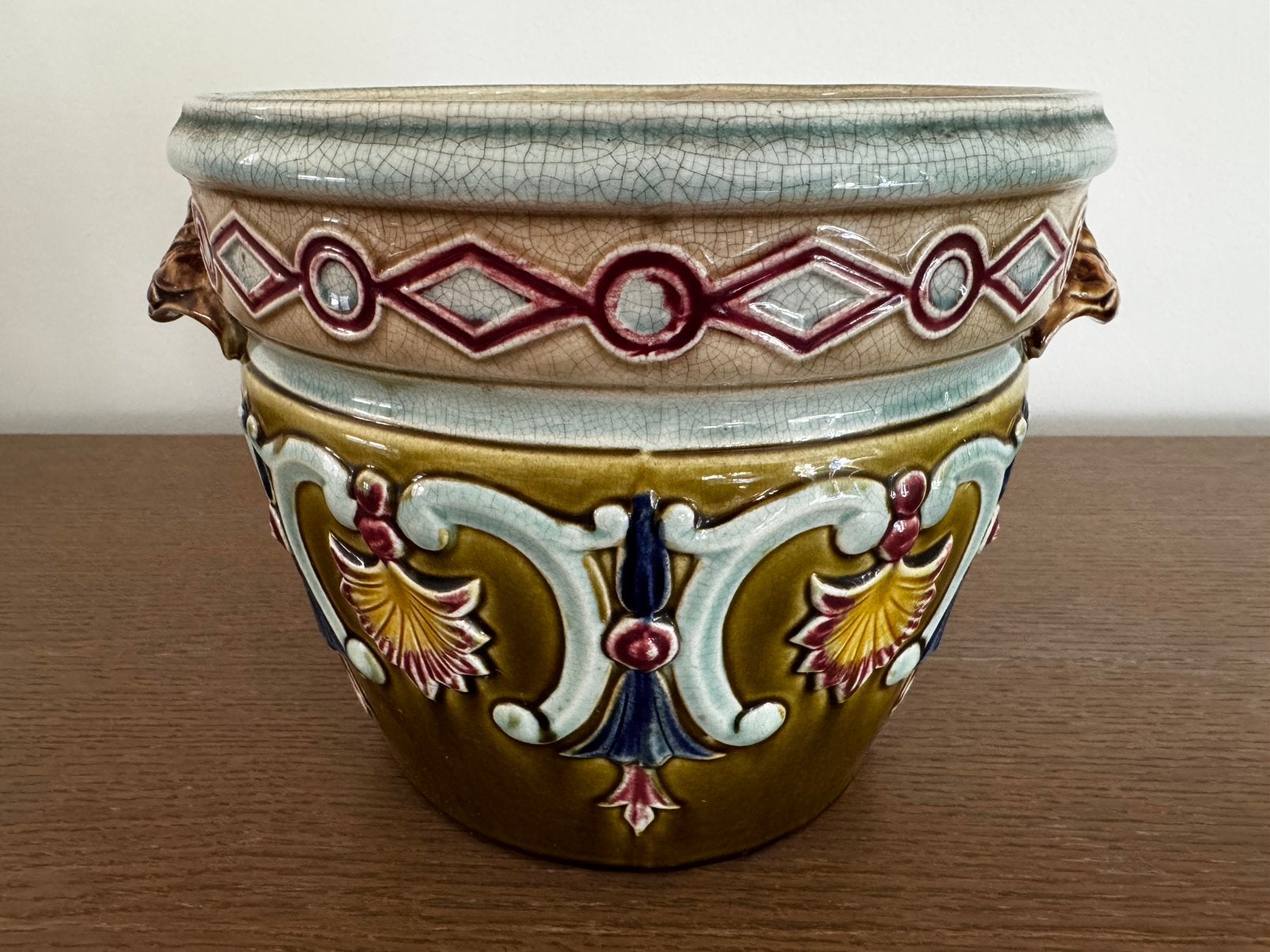Frans aardewerk 19e eeuw barbotine Fives-Lille De Bruyn G., Antiek en Kunst, Ophalen of Verzenden