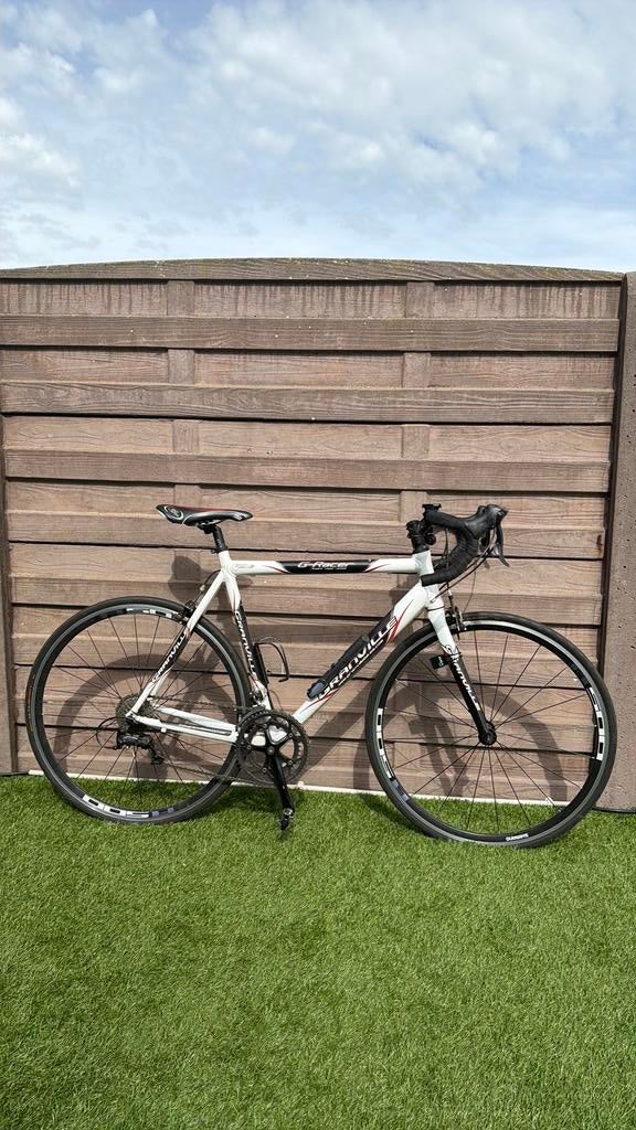 Koersfiets, Fietsen en Brommers, Ophalen, Zo goed als nieuw
