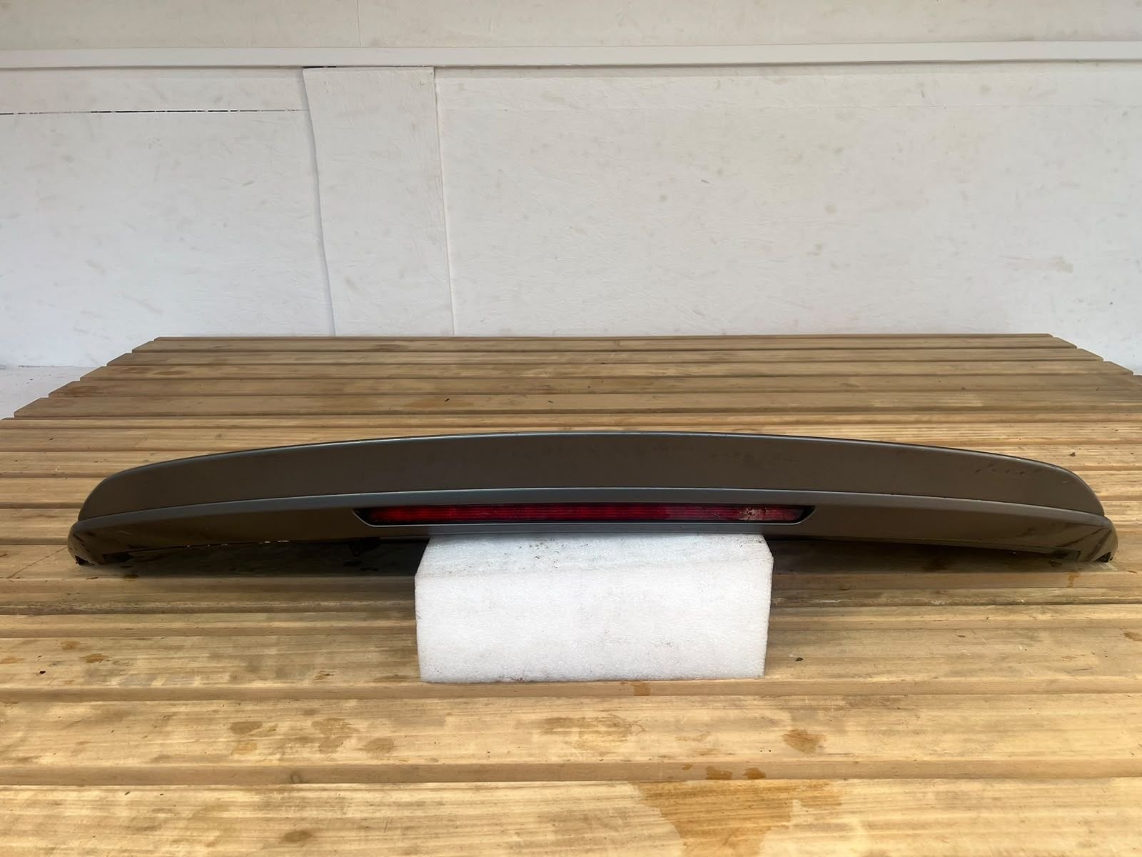 Aileron de hayon Mercedes Classe A W177 A35 AMG, couvercle d, Mercedes-Benz, Utilisé, Mercedesstrasse 120
70372  Stuttgart, DE