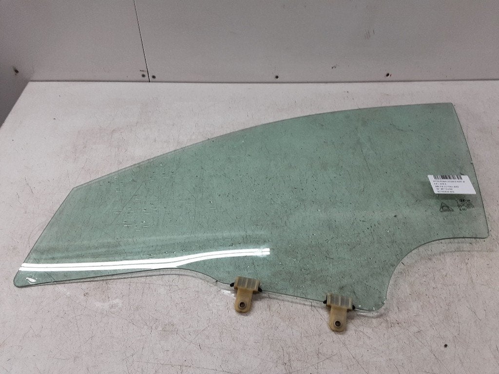 PORTIERRUIT LINKS VOOR Hyundai Kona (OS) (01-2017/04-2023), Hyundai Motor Deutschland GmbH, Gebruikt, Kaiserleipromenade 5
63067  Offenbach am Main, DE