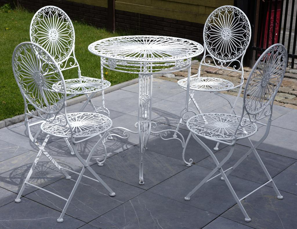 Mooie ijzeren bistroset met bijpassende kussens, Jardin & Terrasse, Chaises de jardin, Utilisé, Métal, Pliant, Enlèvement