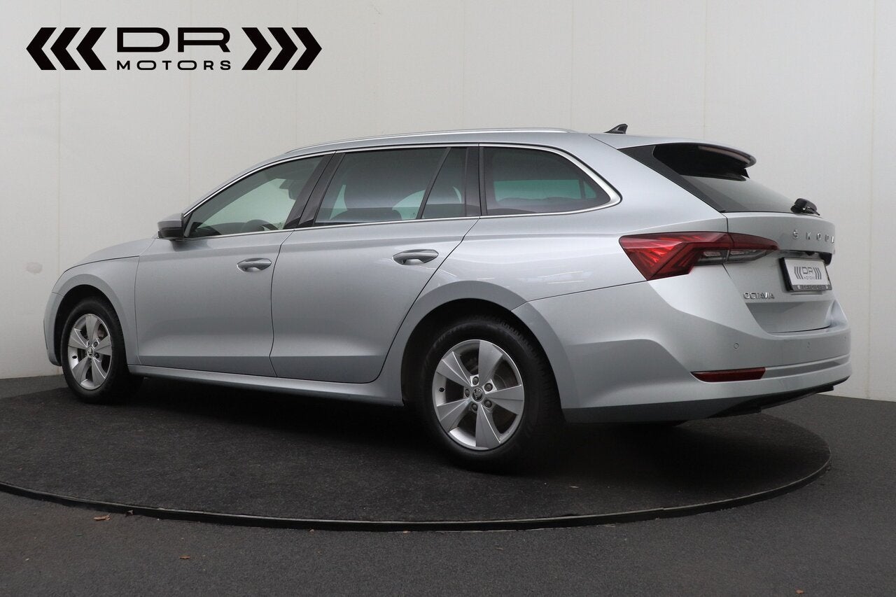 Skoda Octavia COMBI - 1.0 TSI -, Autos, 0 kg, Argent ou Gris, Achat, Euro 6