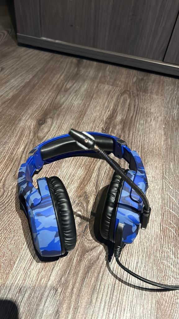 Ps4/5 bedrade gamingheadset, Computers en Software, Ophalen, Mute-functie, Zo goed als nieuw, Over-ear
