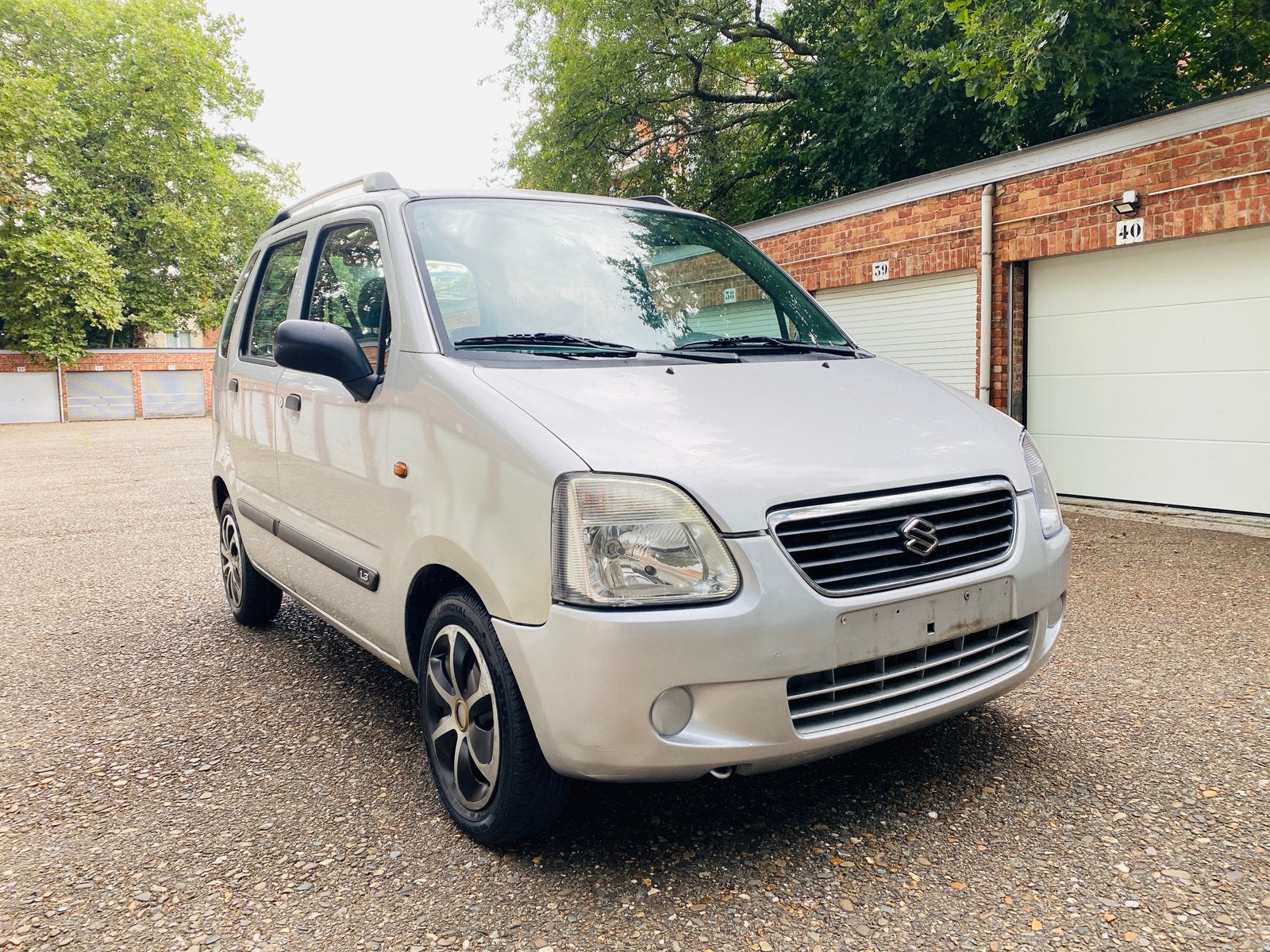 Suzuki Wagon R+1.3essence. Avec Airco. Avec contrôle, Argent ou Gris, Achat, Entreprise, 1300 cm³