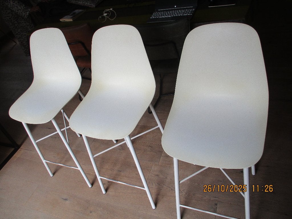 Hoge stoelen, Huis en Inrichting, Stoelen, Ophalen, Kunststof, Gebruikt, Twee