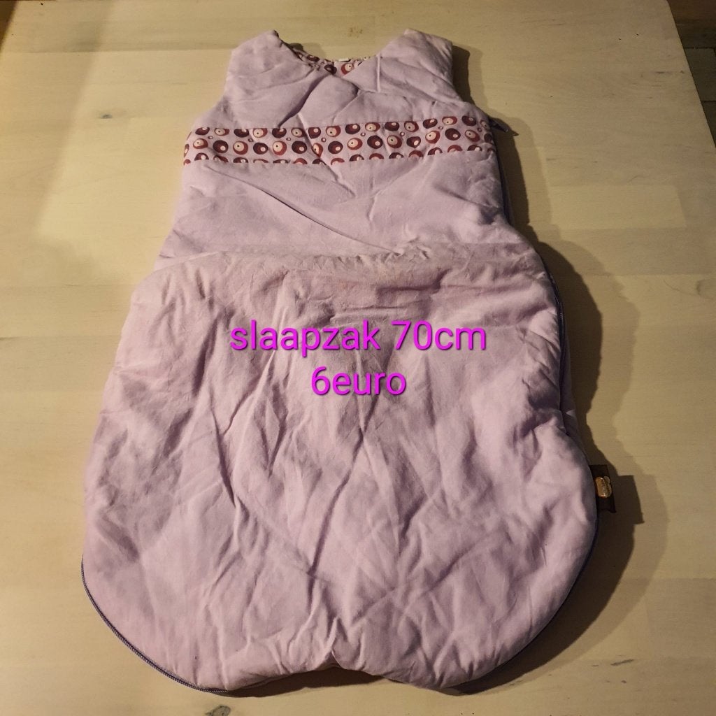 Paarse slaapzak 70 cm in goede staat, Ophalen of Verzenden, Nieuw, Slaapzak