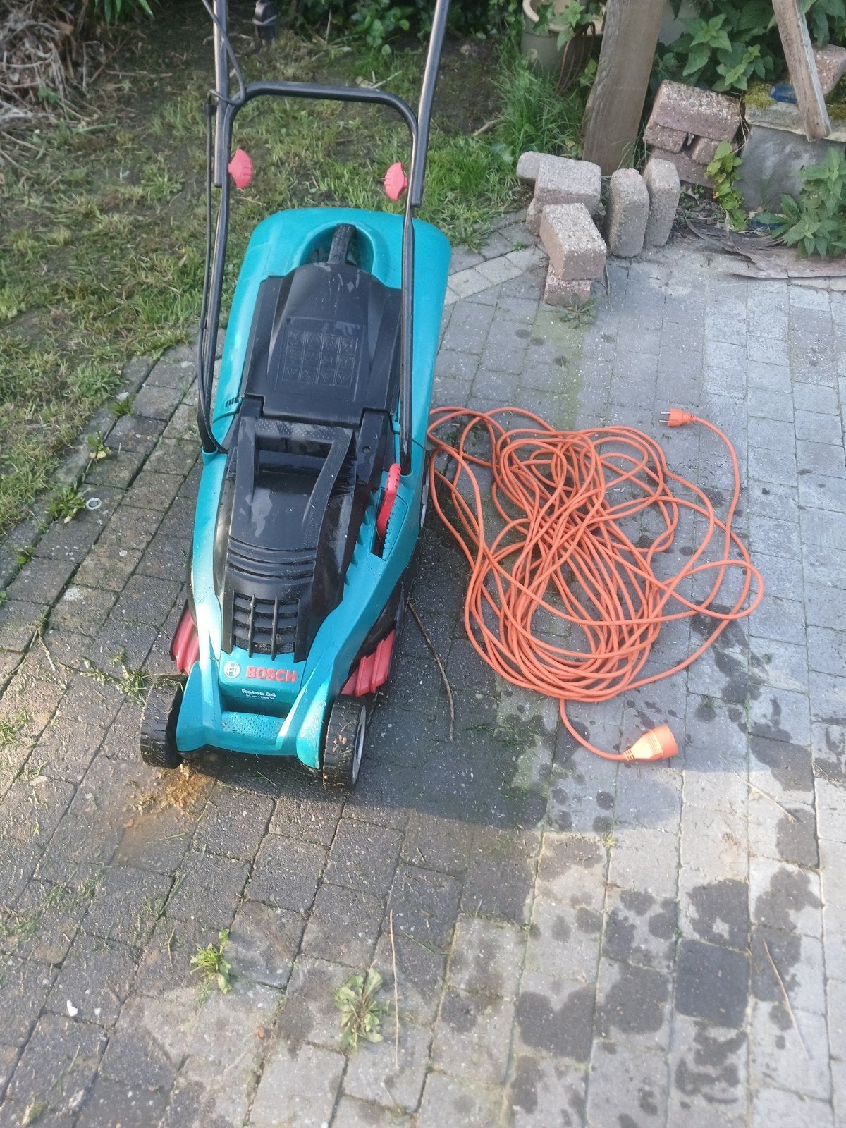 Grasmachine BOSH ROTAK34, Jardin & Terrasse, Tondeuse rotative, 30 à 39 cm, Enlèvement, Utilisé