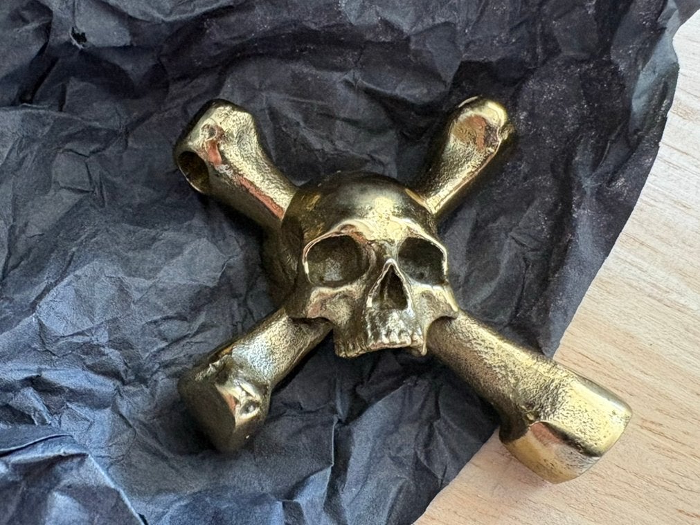 Drumsleutel Travis Barker met hanger, Overige materialen, Nieuw, Ophalen of Verzenden, Kruis of Symbool