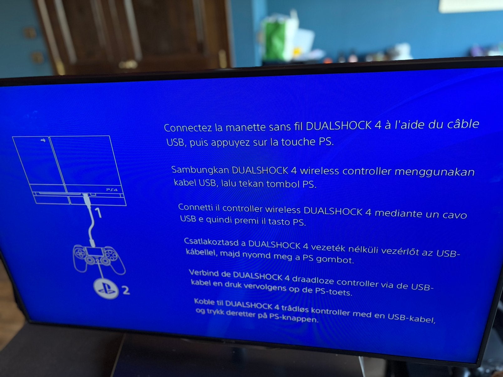 PlayStation 4 + tv, Consoles de jeu & Jeux vidéo, 500 GB, Avec 1 manette, Enlèvement, Utilisé