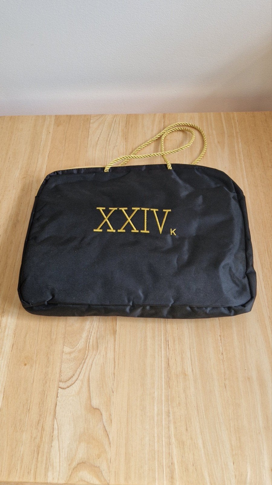 Bruno Mars XXIV K Tour VIP Merch, Ophalen of Verzenden, Nieuw, Kleding