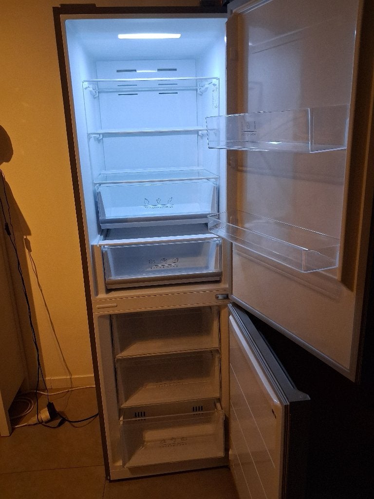 combi koelkast en diepvries, Neuf, 160 cm ou plus, Enlèvement, 200 litres ou plus