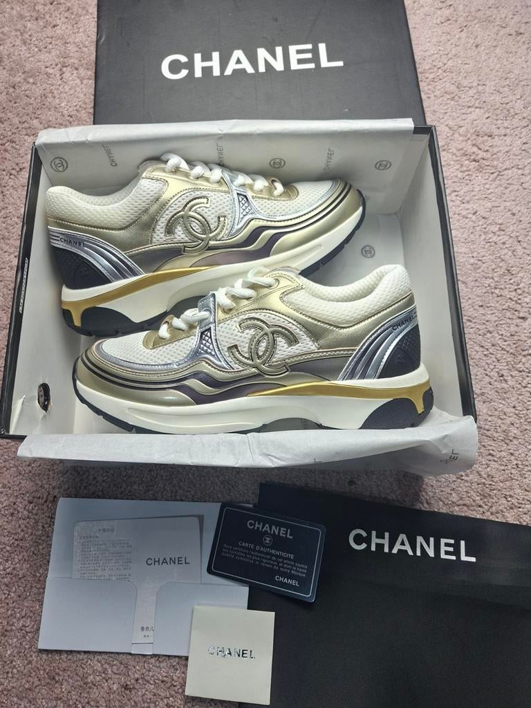 Chanel Runner - 38, Ophalen