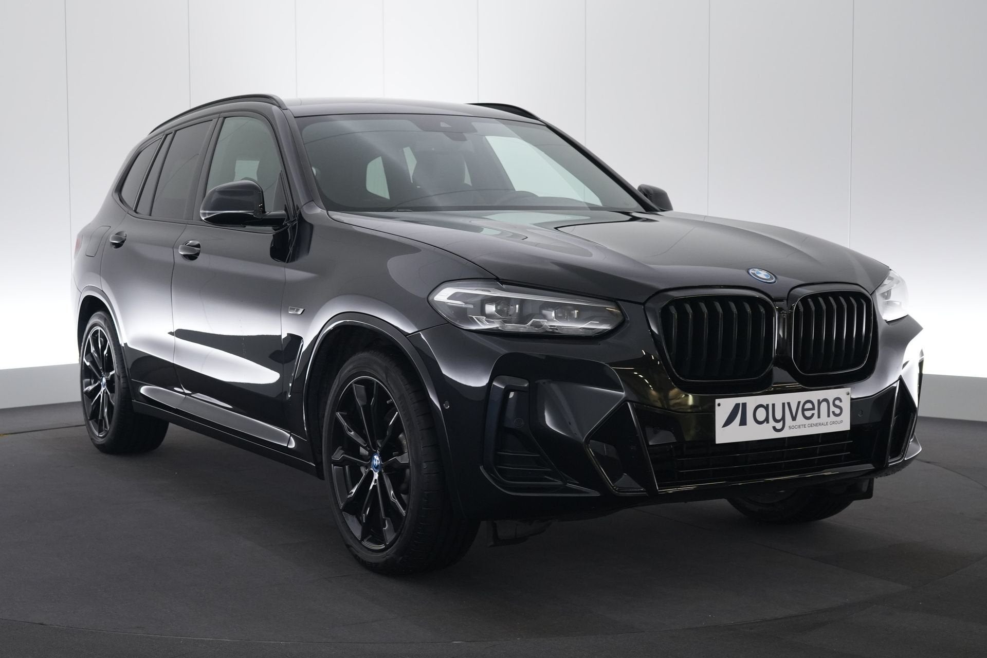 (2CLC361) BMW X3, Auto's, Automaat, 1998 cc, Gebruikt, Zwart