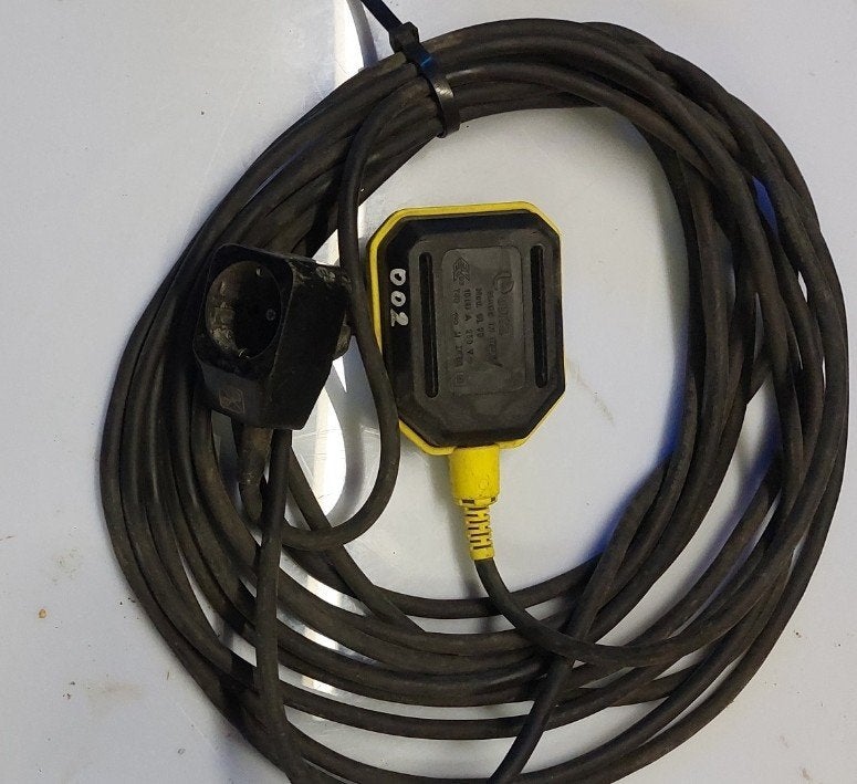 Luise GL90 vlotterschakelaar pomp IP68 10A kabel, Doe-het-zelf en Bouw, Elektriciteit en Kabels, Zo goed als nieuw, Overige typen