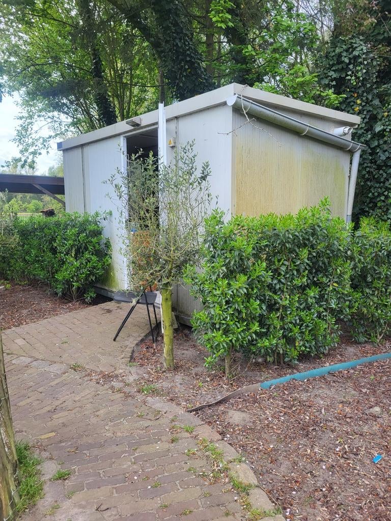 Bureau Container, Ophalen