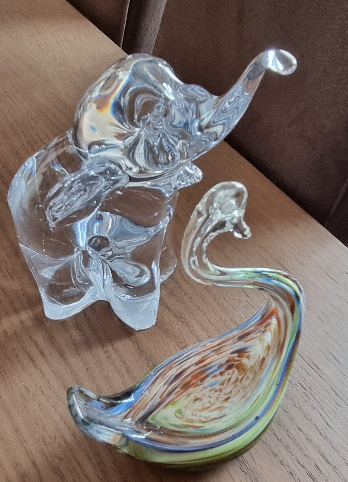 Kleine glazen zwaan en olifant in perfecte staat, Ophalen