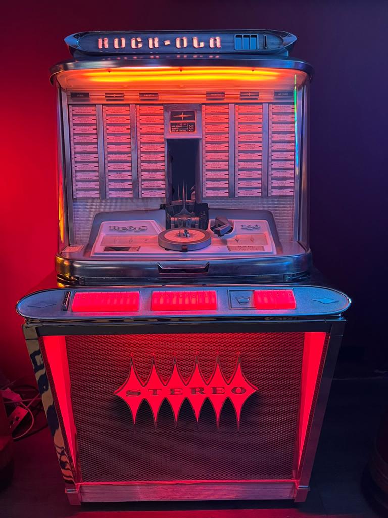 Rockola Regis , 120 select , 1962  - 2026, Verzamelen, Automaten | Jukeboxen, Ophalen, Zo goed als nieuw, 1960 tot 1970, Rock Ola