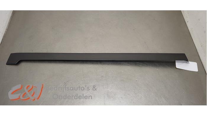 Rail porte coulissante droite d'un Ford Tourneo Connect, -, 3 mois de garantie, -, -