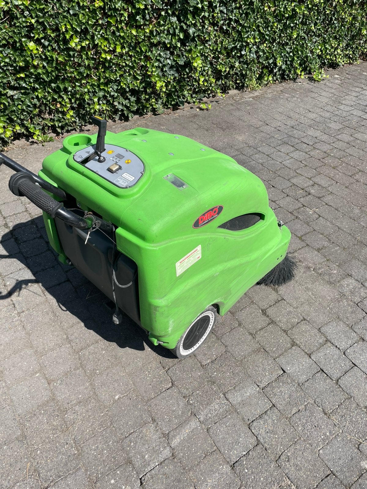 Veegmachine dibo 512 et, Jardin & Terrasse, Enlèvement