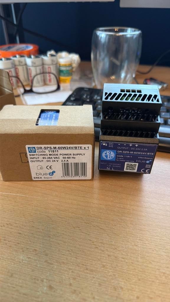 Geschakelde gelijkspanningsvoeding Erea, Elektronische apparatuur, Ophalen of Verzenden, Nieuw