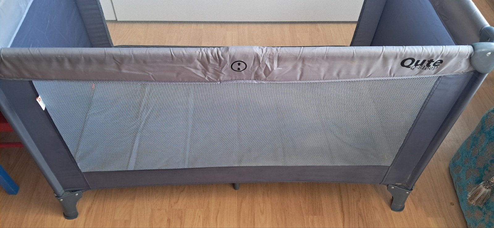 Grijze campingbedje Qute Q-sleep, Kinderen en Baby's, Babyparken, Ophalen