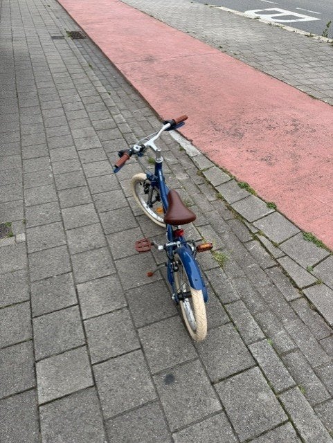 Vélo enfant Btwin bleu, Vélos & Vélomoteurs, Vélos | Vélos pour enfant, Frein sur jante, B’twin, Enlèvement, Utilisé