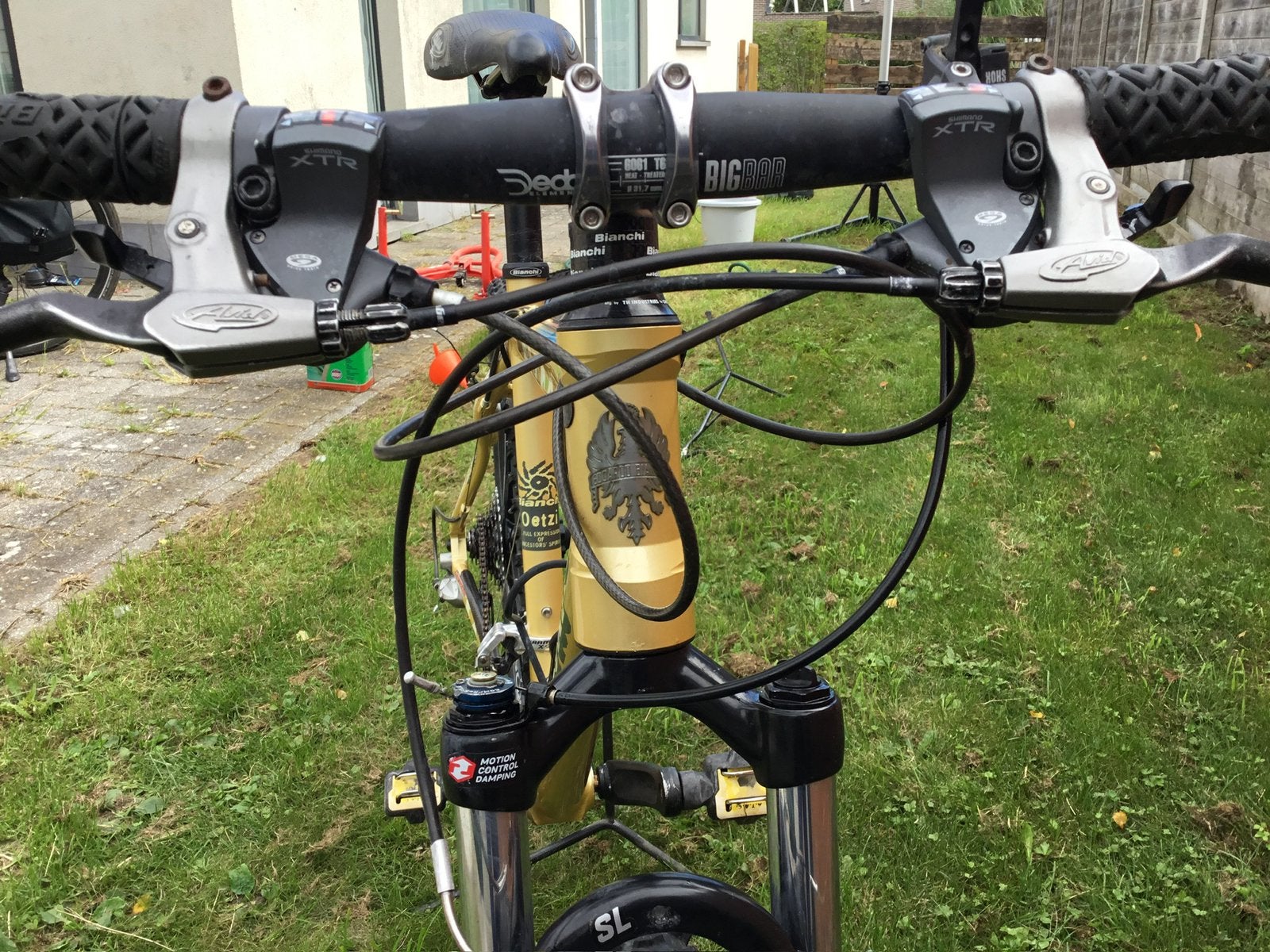 Montainbike bianchi, Fietsen en Brommers, Ophalen, Gebruikt, Velgrem, Bovenstuur