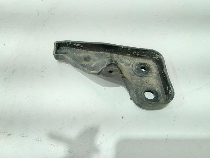 Bumpersteun links-achter van een Audi A3, Gebruikt, -, -, Ophalen of Verzenden