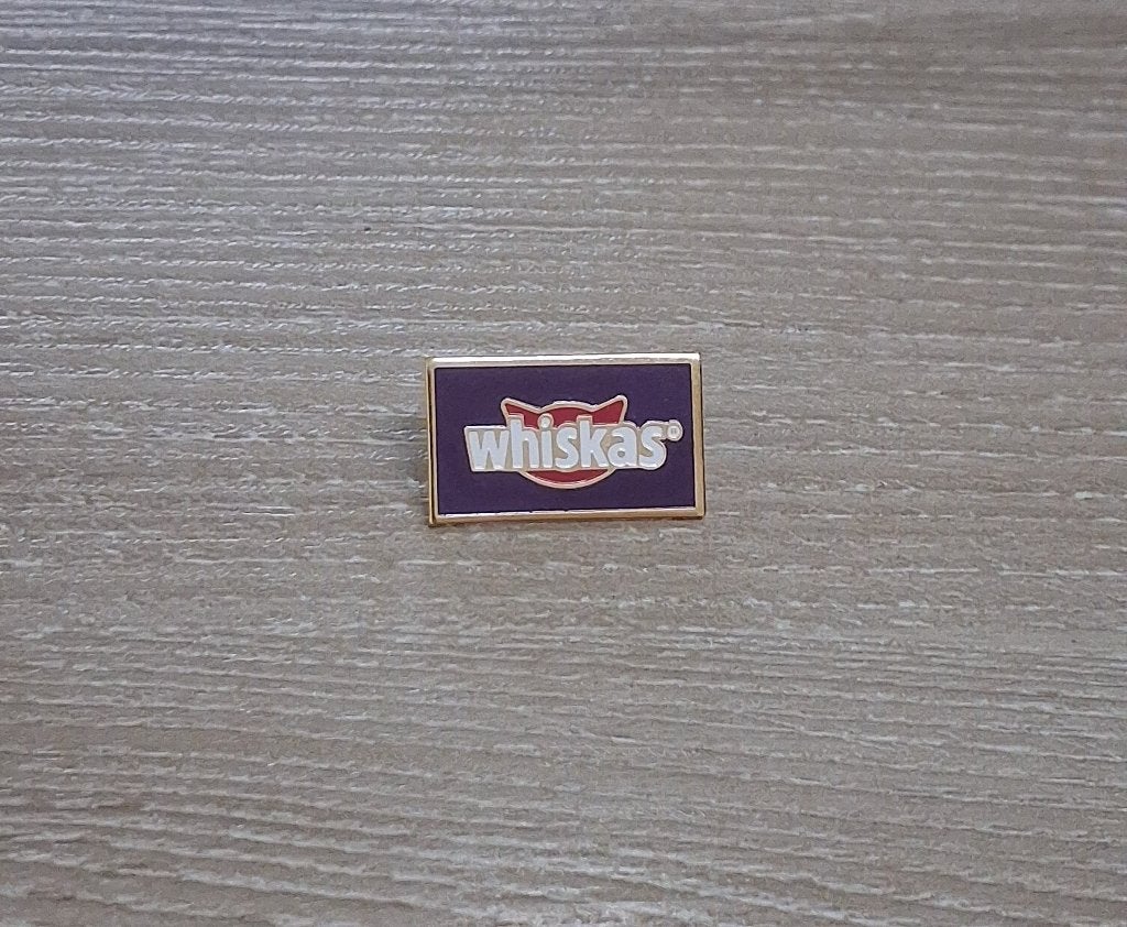 PIN - WHISKAS - KAT - POES - CHAT - CAT, Envoi, Utilisé, Marque, Insigne ou Pin's