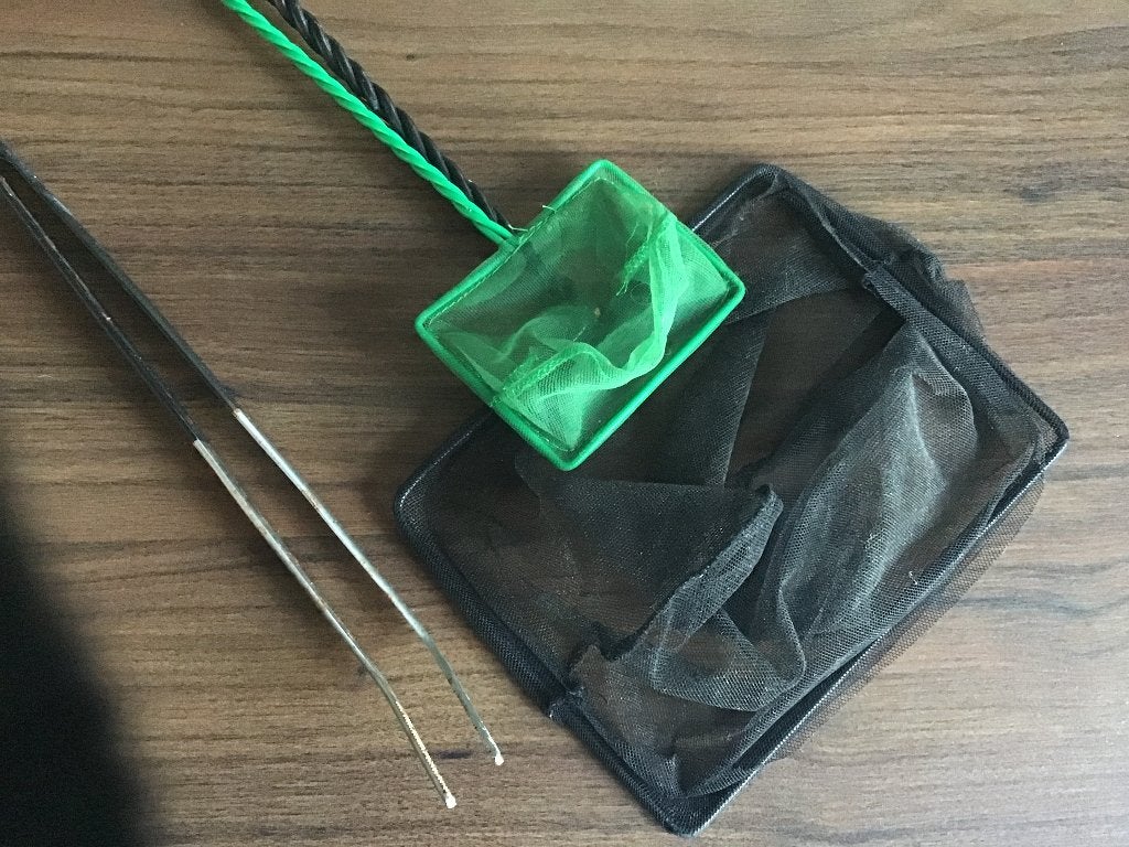 2x Visnetje 2 x pipet en een heel stevige pincet, Dieren en Toebehoren, Verzenden, Gebruikt, Overige typen, Overige merken