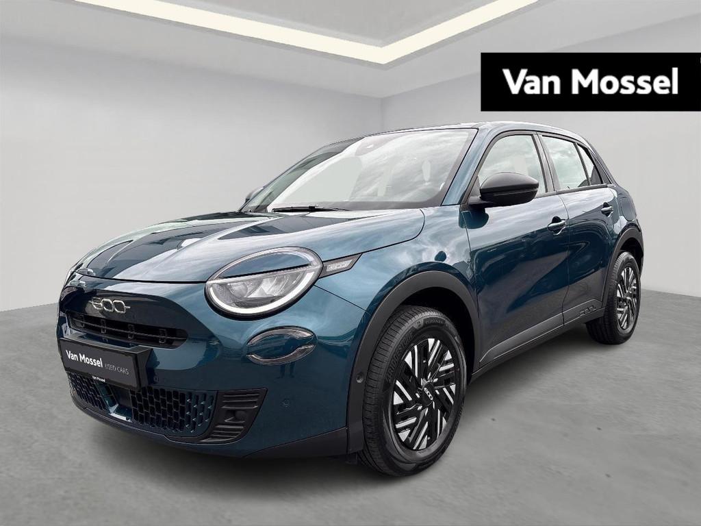 Fiat 600 1.2 Hybrid 100, Auto's, Stof, Gebruikt, Zwart, 109 g/km