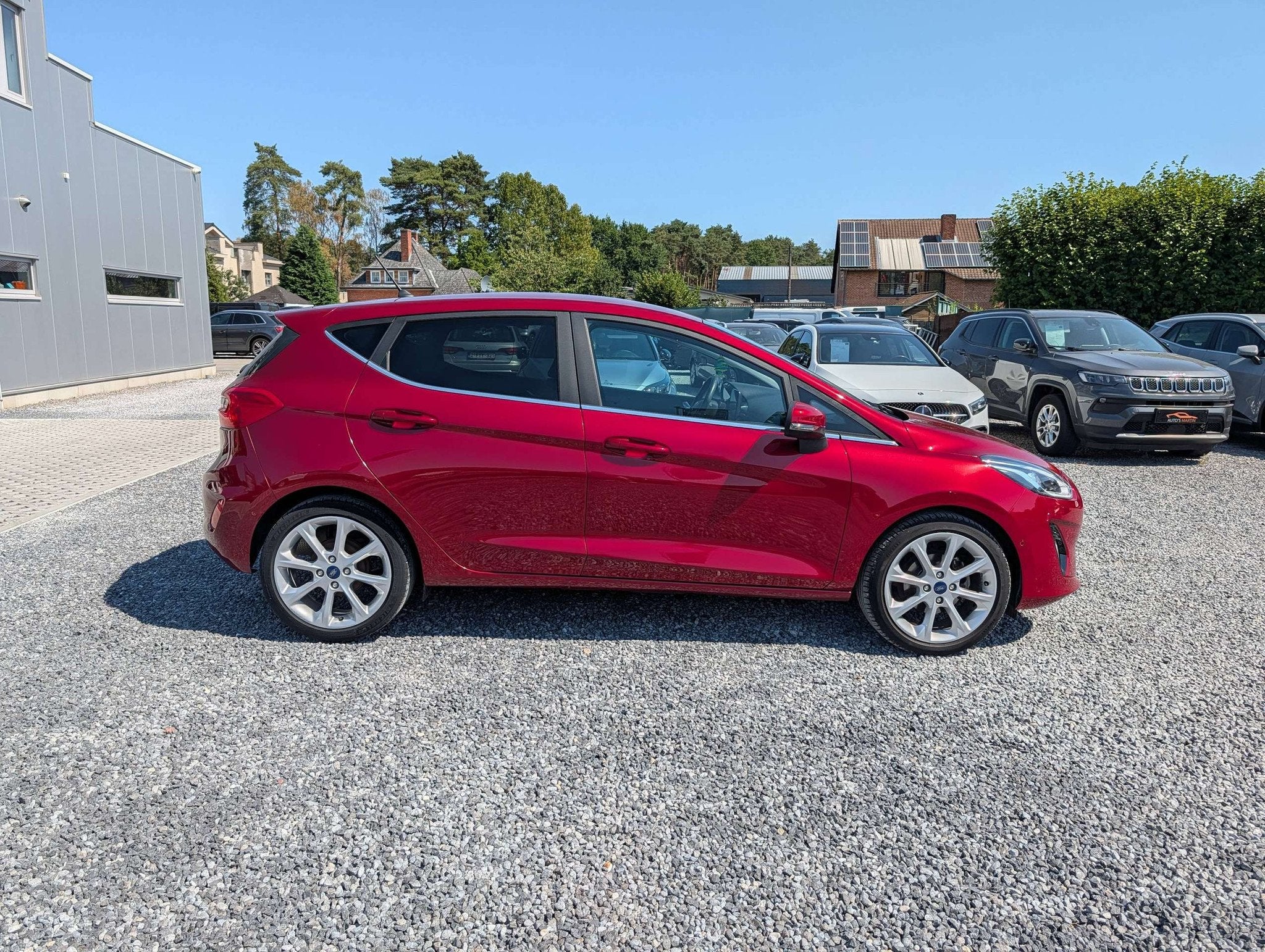 Ford Fiesta 1.1i Titanium | NAVI | CAMERA | GARANTIE, Auto's, Ford, Voorwielaandrijving, Stof, Gebruikt, Lichtsensor