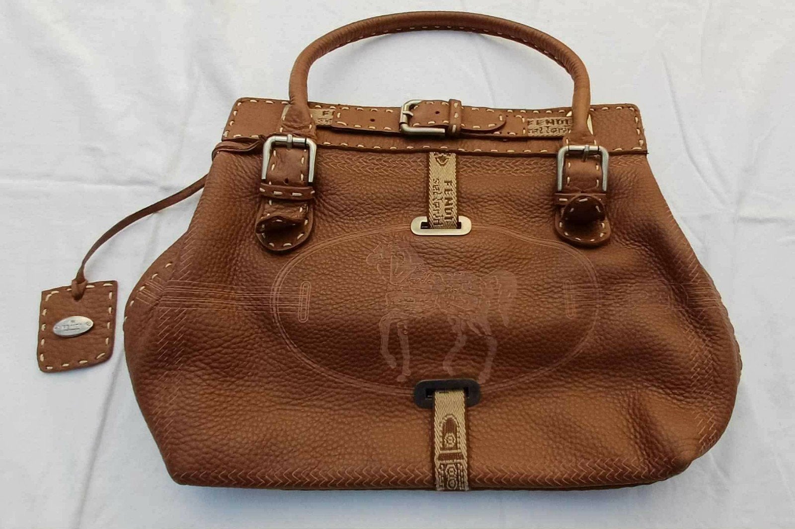 Fendi bruine leren handtas, Handtassen en Accessoires, Tassen | Damestassen, Ophalen of Verzenden, Zo goed als nieuw, Bruin, Handtas