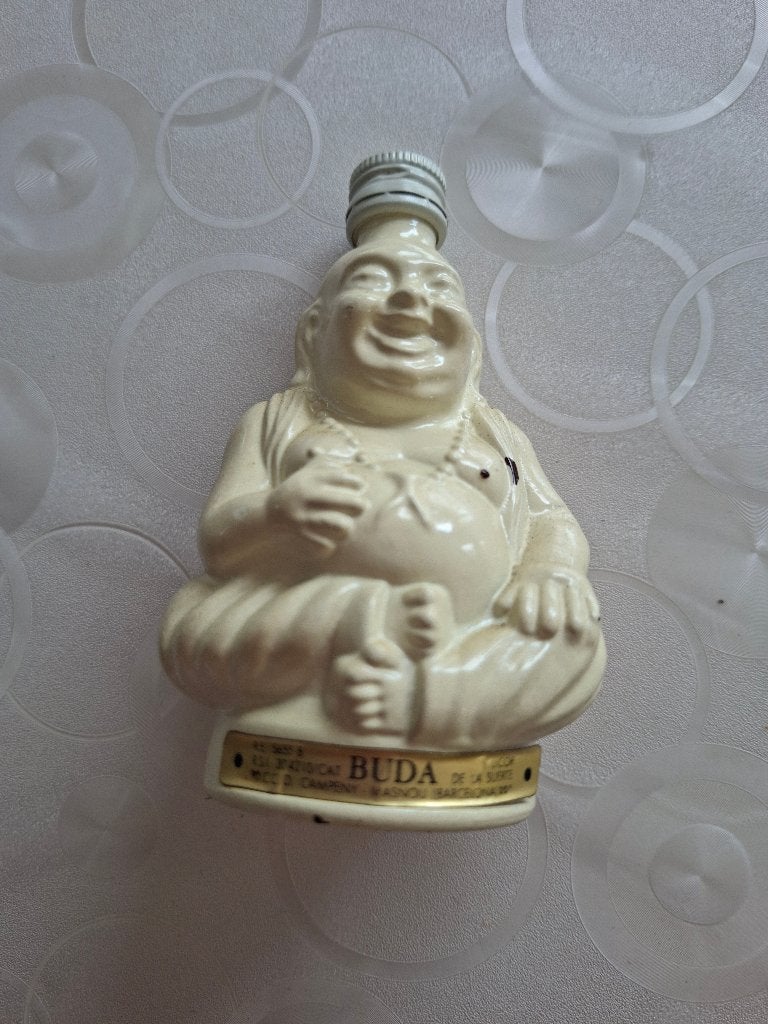Mignonette Buda, Envoi