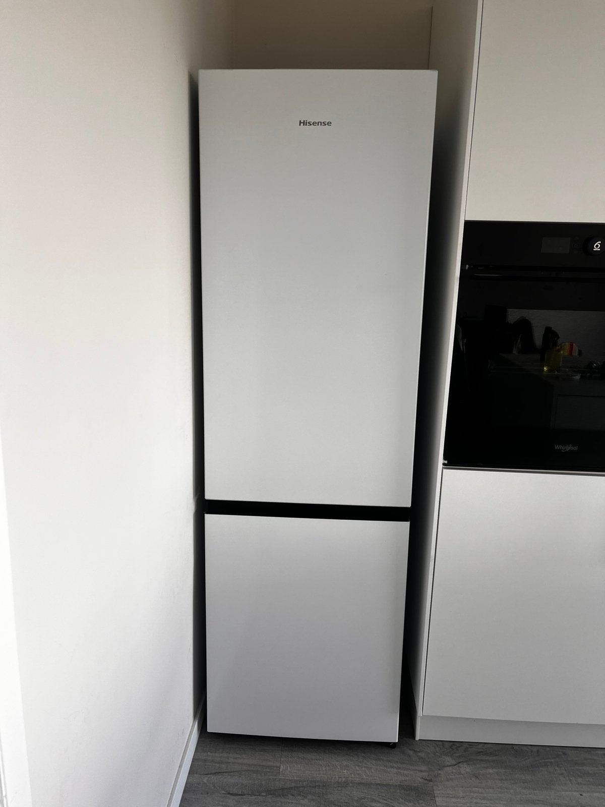 Frigo combiné Hisense (presque neuf), Avec compartiment congélateur, 160 cm ou plus, Comme neuf, Enlèvement
