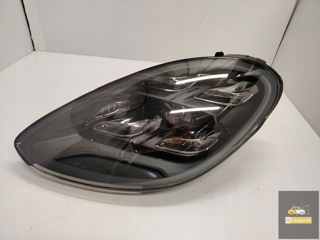 971.941.039.L, Porsche Panamera 971 II Volledig Led-licht li, Auto-onderdelen, Verlichting, Gebruikt, Porscheplatz 1
70435  Stuttgart, DE