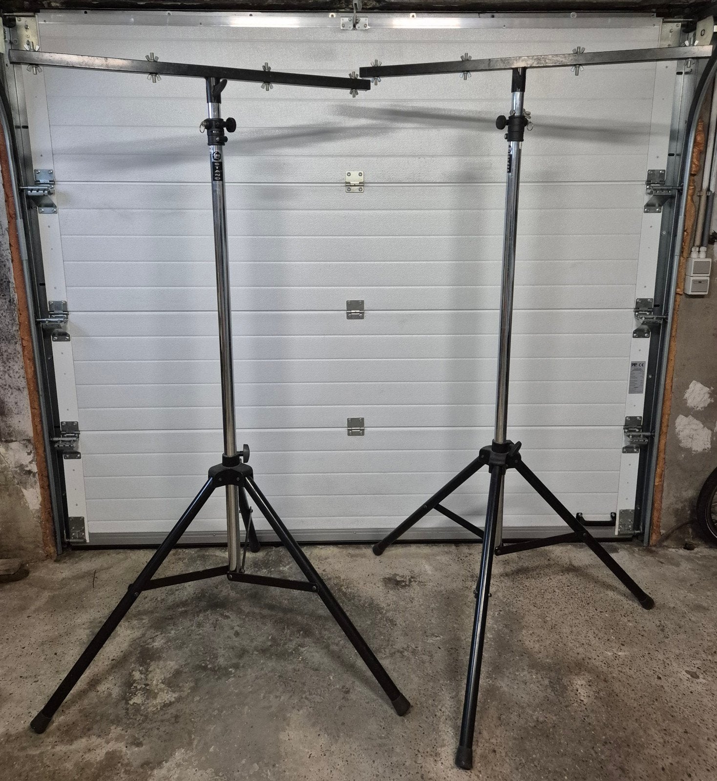 Statieven met T-bar en projectiescherm..., Muziek en Instrumenten, Standaarden, Ophalen, Gebruikt, Muziekstandaard, Licht of Laser