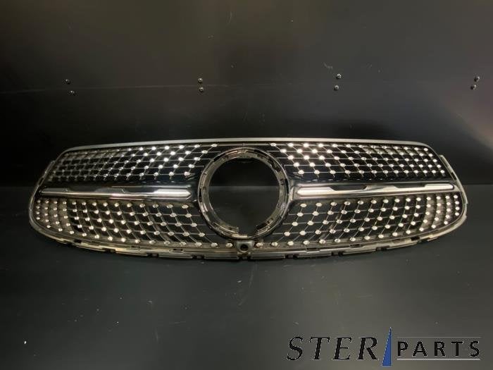 Calandre d'un Mercedes GLC-Klasse (9040), Autos : Pièces & Accessoires, Carrosserie & Tôlerie, 3 mois de garantie, Utilisé, -